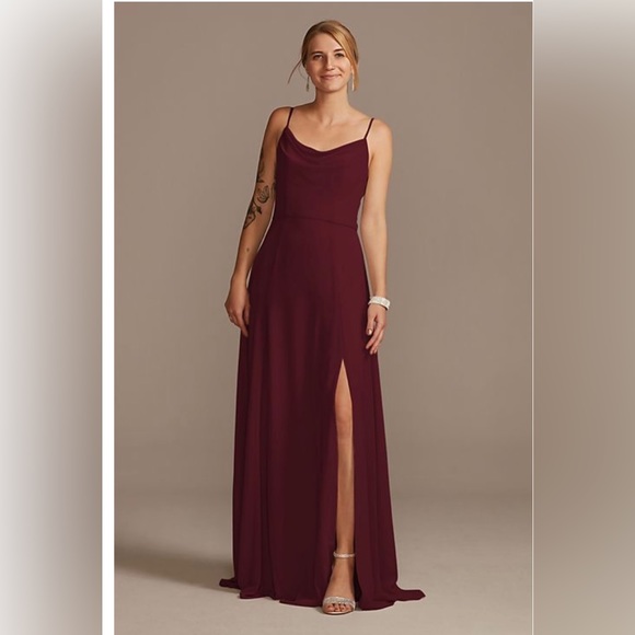 David’s Bridal Size 4 Unaltered Chiffon Wine Wedding Dress - Picture 1 of 3